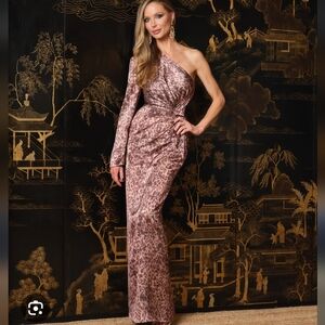 Muse by Marchesa Senna Leopard Print Silk Asymmetrical One Side Long Sleeve Maxi